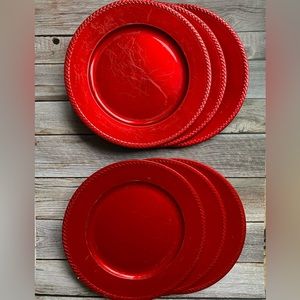 Holiday decorative plate chargers.